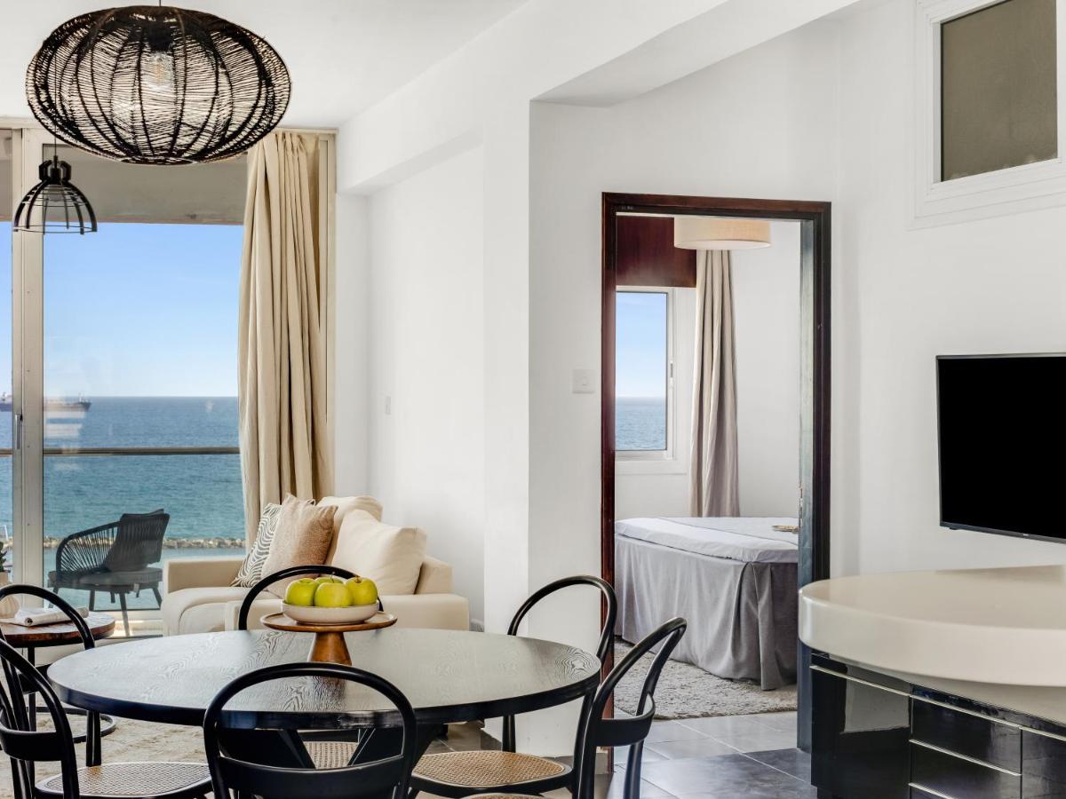 לימסול Sanders Kanika Sea Forum - Adorable 2-Bedroom Apartment With Sea View מראה חיצוני תמונה