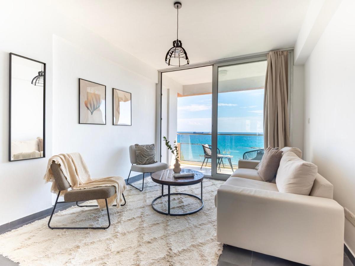 לימסול Sanders Kanika Sea Forum - Adorable 2-Bedroom Apartment With Sea View מראה חיצוני תמונה